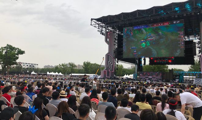 式表达尊重 式表达尊重